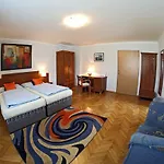 Garni Expo Otel