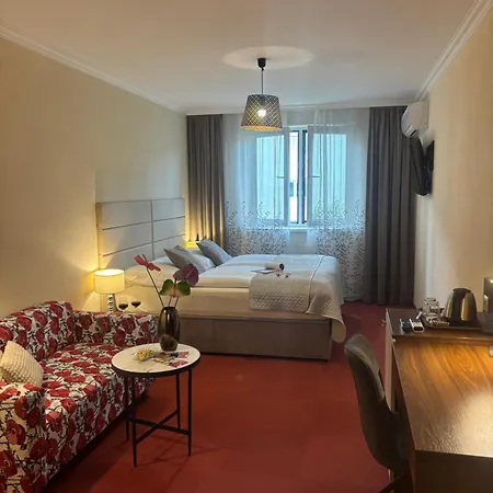 Ξενοδοχείο Garni Expo