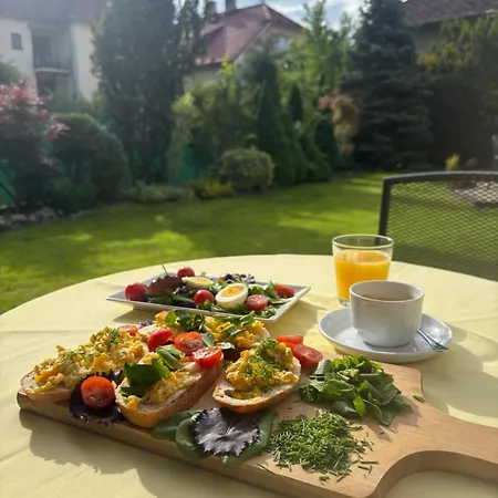 Garni Expo Ξενοδοχείο 3*