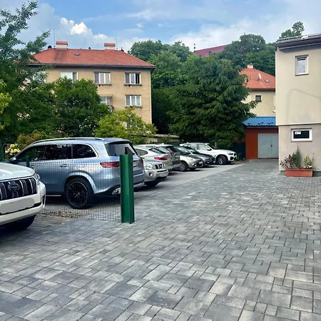 Garni Expo Ξενοδοχείο 3*