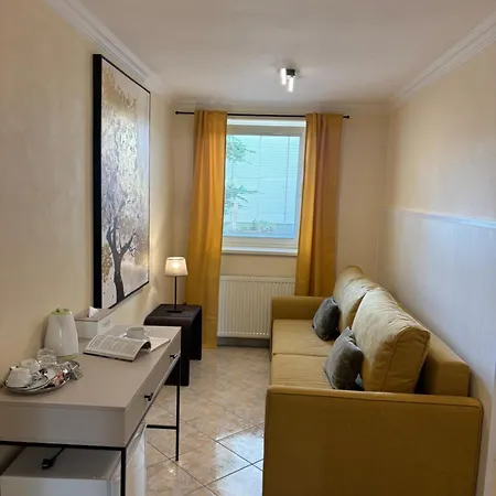 Garni Expo Ξενοδοχείο